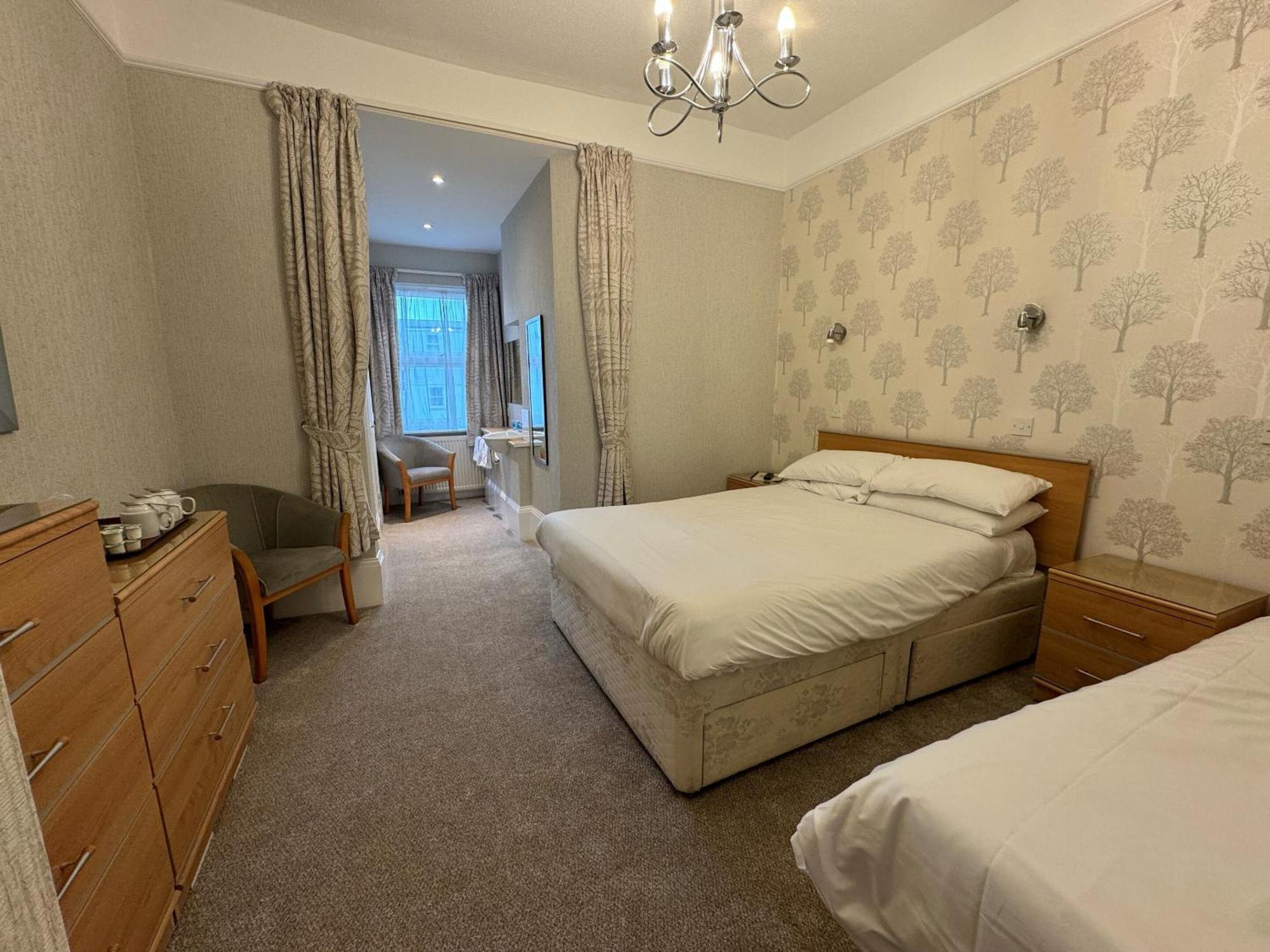Haddon Hall Hotel Eastbourne Værelse billede