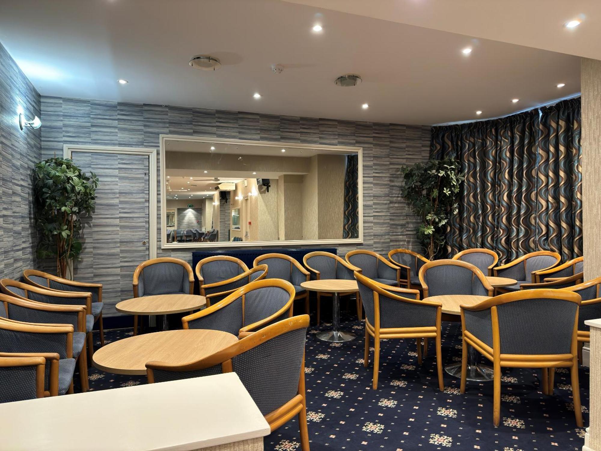 Haddon Hall Hotel Eastbourne Eksteriør billede