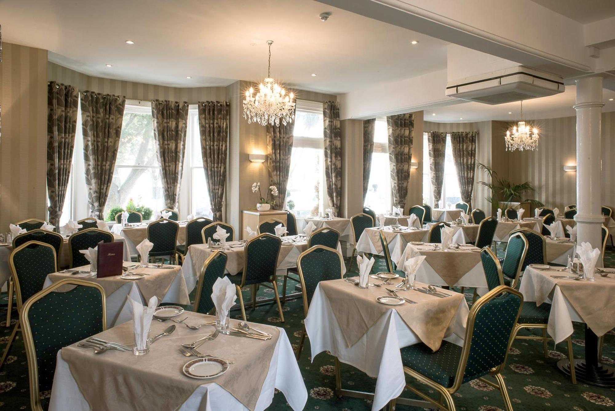 Haddon Hall Hotel Eastbourne Eksteriør billede