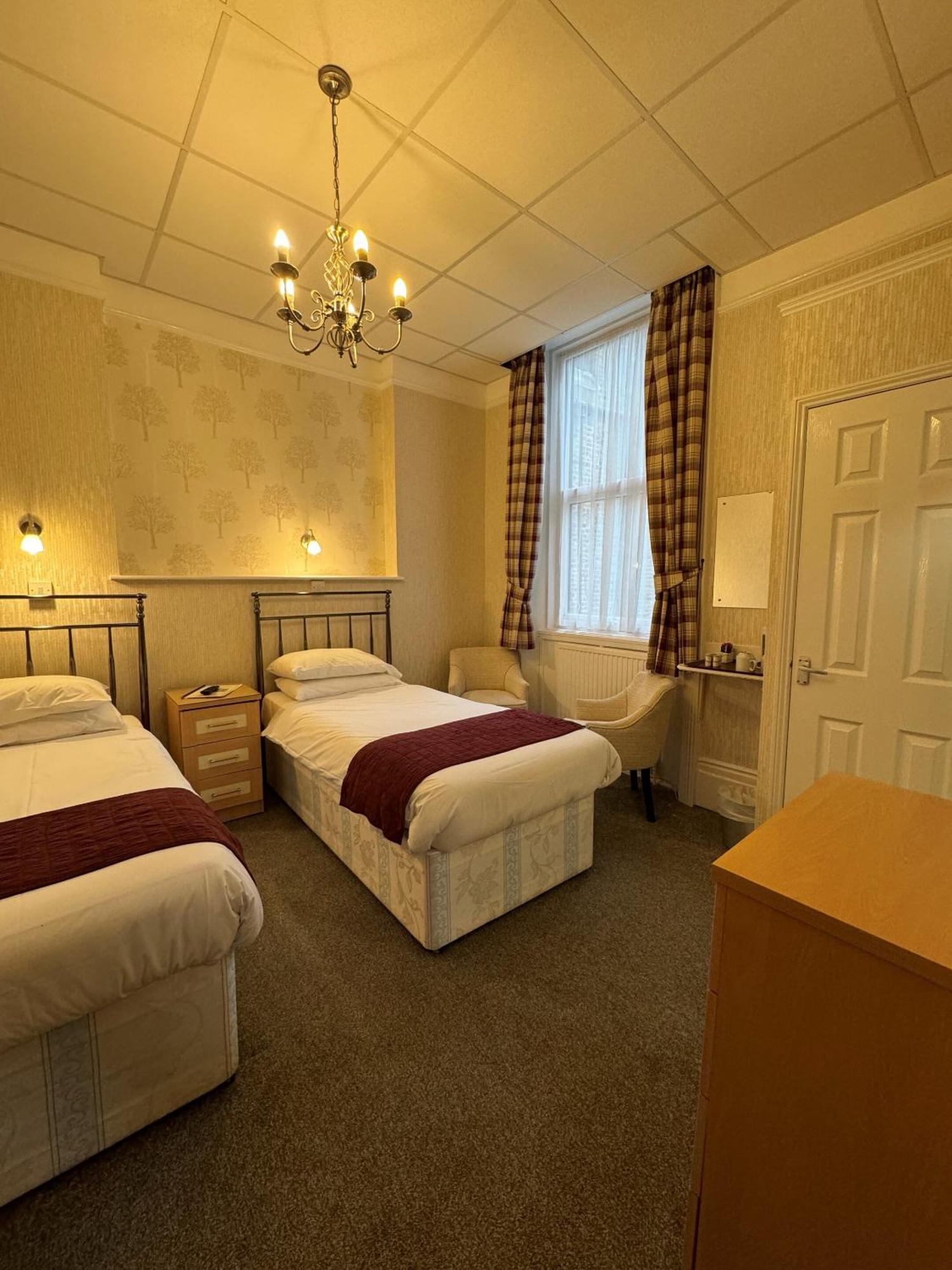 Haddon Hall Hotel Eastbourne Værelse billede